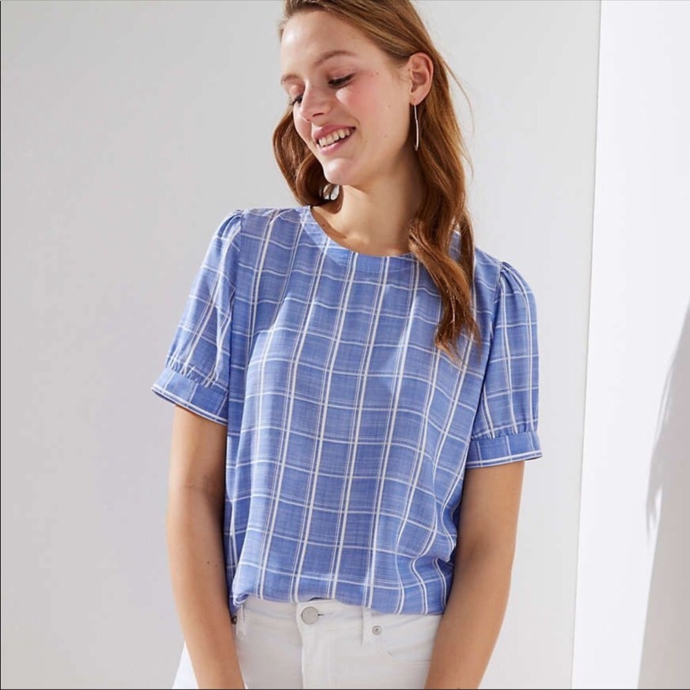 Loft blue lightweight patterned blouse sz large